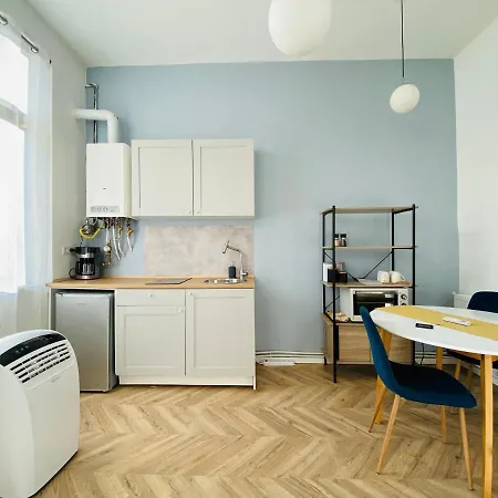 Blutim Studio - Stylish Studio By The Train Station דירה